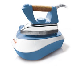 [76501] FERRO DA STIRO CON CALDAIA 2000W Pratica